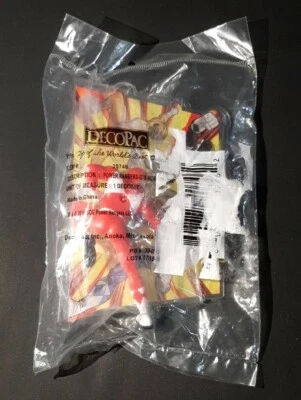 Power Rangers Cake Topper DecoPac 20746 NUEVO Rojo Power Ranger Cumpleaños Foto 1 de 3