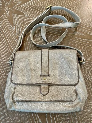 Bolso Bandolera Fossil Keyper Kinley Cuero Dorado Envejecido Cartera Llave Dije Foto 1 de 4