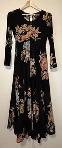 Free People First Kiss Black Garden Floral Print Boho Maxi Dress Gown Small Rare - Picture 1 of 11