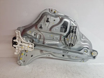 HYUNDAI IX35 MK1 2012 REAR LEFT WINDOW REGULATOR + MOTOR WINDOW 834012Y000 - Image 1 of 4