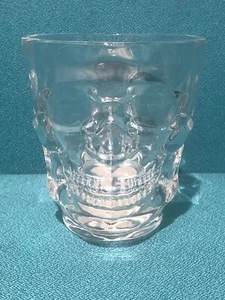 Treasure Island Luminarc 16 Unzen Glas Totenkopf Becher, klar - Bild 1 von 5