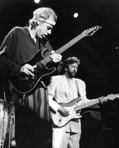 Mark Knopfler with Eric Clapton 8x10 Photo Picture Candid Live - Picture 1 of 1