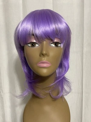 Peluca corta sintética morada con flequillo para mujer Foto 1 de 4