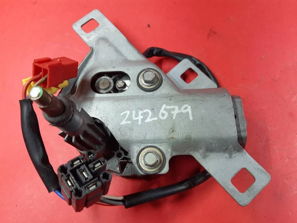  PEUGEOT 106 Wiper Motor Rear  1992 - Image 1 of 4