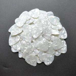 100pcs Heavy 1.5mm Celluloid Guitar Picks Plectrums Pearl White For Bass Guitar - Picture 1 of 4