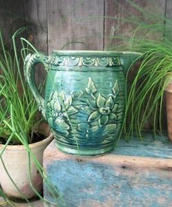 Large Antique Lily Pond Dark Green Glazed Yellow Ware Pitcher Fish Handle - Picture 1 of 12