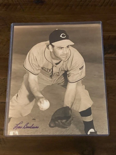 Foto autografiada de Lou Boudreau de 8x10  Foto 1 de 1