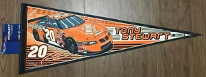 TONY STEWART HOME DEPOT 2002 #589/5000 NASCAR banderín original con licencia oficial - Imagen 1 de 1