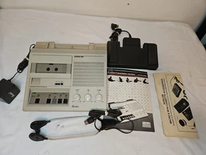 Máquina transcriptora controlada por microprocesador Norelco System 500 con auriculares - Imagen 1 de 10