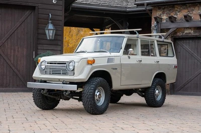1975 Toyota Land Cruiser F55 4x4 GM V8 Automatic Leather - Image 1 of 4