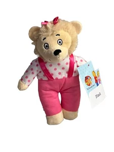 PBS Kids The Berenstain Bears Stuffed Plush - New -Sister  Bear 9 Inches - Picture 1 of 5