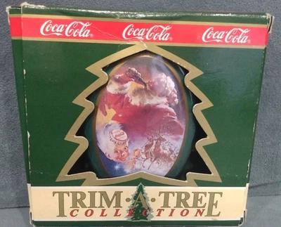 1990 COCA COLA TRIM A TREE COLLECTION SANTA  Tin Oval Vintage Coke B - Image 1 of 4