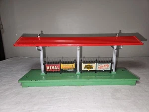 Vintage LIONEL No.156 Train Station Platform O Scale 12" Illuminated Working #7 - Picture 1 of 10