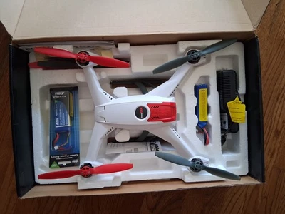 Blade 350 QX Quad Blade Drone (BNF) with Extra Battery Blades & Case New In Box - Image 1 of 4