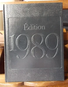 JOURNAL DE L'ANNEE ANNEE 1988 EDITION 1989 LAROUSSE - Picture 1 of 6