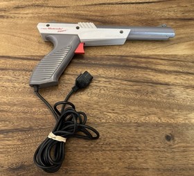 Nintendo Zapper Light Gun Controller Grey Gray OEM Official Tested NES-005