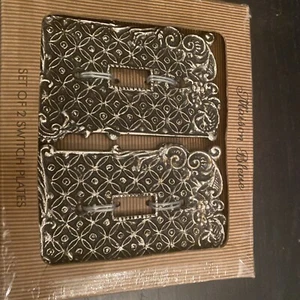Neu Maison Bleue - 2er Set elektrischer Lichtschalter Abdeckung-Metall-Silber. Indien - Bild 1 von 6