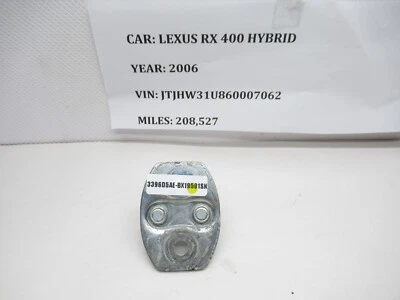 2006-2008 LEXUS RX400H Door Striker 69410-AA030 FABRICANTE DE EQUIPAMENTO ORIGINAL - Imagem 1 de 4