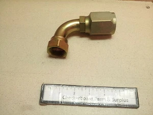 NOS Parker Idraulico 1" Tubo a Tubo Gomito M52525/3-16-16 MIL-F-52525 Girevole - Foto 1 di 1