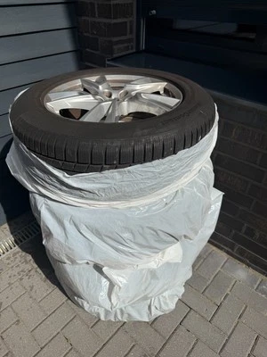 Winter Kompletträder Volvo XC60 R18 DOT4618 - Bild 1 von 4