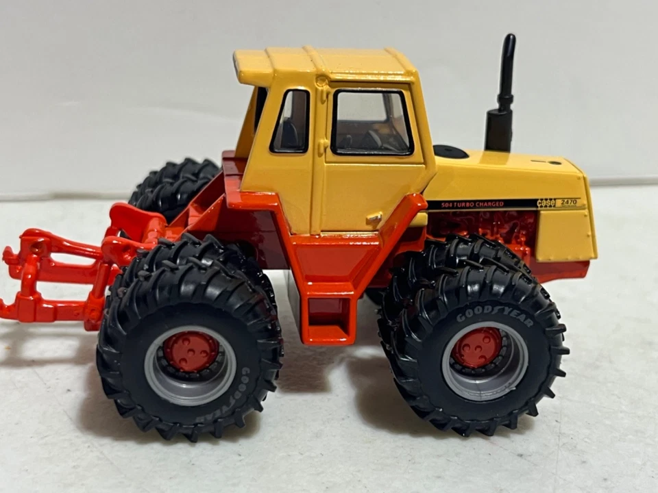 Case 2470 Traction King Tractor 2007 Nat'l Farm Toy Show Toy Farmer 1/64 by Ertl - Image 1 of 4