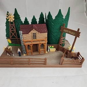 Rare 1999 Grand Champions Dusty Trails Playset With Acc Empire Industries - Picture 1 of 19
