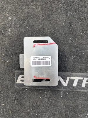 Оригинальный модуль GPS 2013-2016 Ford Fusion DG9T19H464CE - Изображение 1 из 4