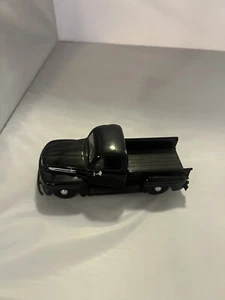 Maisto Mint 1948 Ford F1 Pickup 1/24 Scale Diecast - Picture 1 of 6