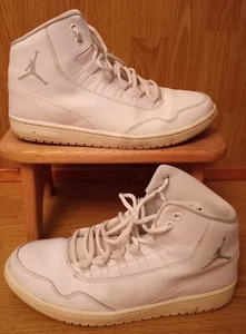 JORDAN Hombres 11 Ejecutivo Blanco Zapatos Tenis Fuera de la Cancha Icónico Jumpman 820240-100 - Imagen 1 de 8