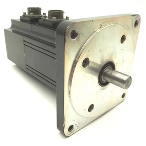 Parker MTS MPM891R-1052 MaxPlus Servo Motor 230VAC, 1.9A, 0.41kW, 5/8" Shaft - Picture 1 of 8