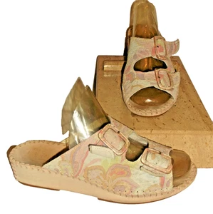 La Plume Jen Italy Paisly Floral Suede Leather Slide Sandals 35 / 5 US - Picture 1 of 5