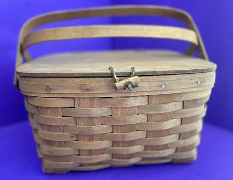 VTG Large Longeberger 1986 Wood Picnic Basket W/ Riser Leather Hinges Excellent Cover
