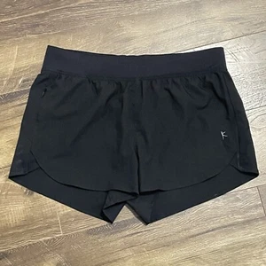 Danskin Black Shorts Size Medium Workout Athletic Elastic Waist Gym Pockets - Picture 1 of 3