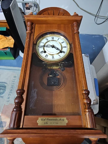 Statue of Liberty Centennial Wall Clock US Commemorative Society 1886-1986 #2798 Cover