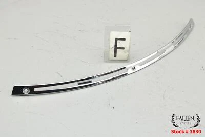 Harley Street Glide CVO 2012 moldura de parabrisas cromo ranurado ranurado Foto 1 de 4