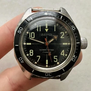 RARO VOSTOK Anfibio Bisel Negro 200m Buzo Militar 2409A URSS Reloj Pulsera - Imagen 1 de 20