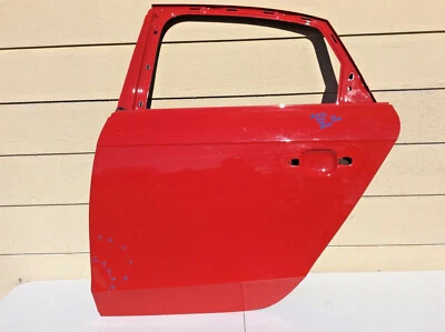 Carcasa de puerta trasera derecha AUDI A4/S4 Quattro 2010-2016 8K5833051D OEM  Foto 1 de 4