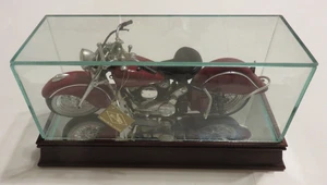 Guiloy 1:10 INDIAN CHIEF (1948) Red with Glass Display Case with Tag attached!! - Picture 1 of 10