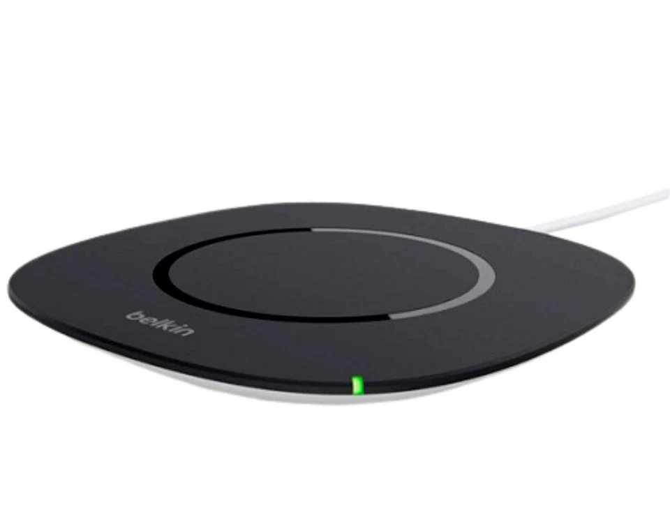 Belkin Wireless Charging Pad Power Bank for iPhone 15 14 Pro Max Galaxy S10 - Image 1 of 4