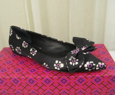 Novo na caixa Tory Burch Rosalind Bow preto estampado floral cetim balé plano EUA 7 - Imagem 1 de 4
