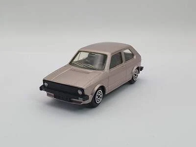 Volkswagen Golf 1 Norev 1/43 - Immagine 1 di 4
