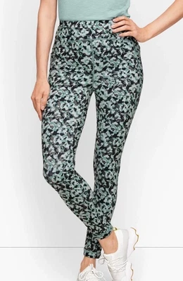 Nuevo NUEVO CON ETIQUETAS T by Talbots Verde Gris Camuflaje Elastizado Leggings Talla Grande 2X Yoga Gimnasio Foto 1 de 4