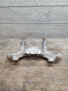 1970 1969-1978 Honda CB750 CB 750 Upper Top Triple Tree Fork Shock Clamp Bridge - Picture 1 of 9