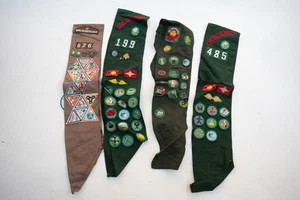 Girl Scout & Brownie 4 Sash Lot w/Many Merit Patches (UA2/JSF6) Official - Picture 1 of 16