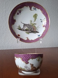 Meissen- Frühe Teetasse +org. UT - roter Schuppendekor " mit Jagdhunde " um 1750 - Bild 1 von 18