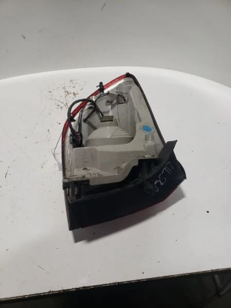 Passenger Tail Light Quarter Panel Mounted Fits 08-12 ENCLAVE 987205 - Imagem 1 de 4