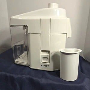 Extractor de Jugos Grande Blanco Krups #267 120V Con Émbolo Nuevo Caja Abierta - Imagen 1 de 13