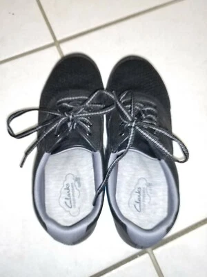 Zapato para caminar CLARKS Sillian Emma para mujer, sintético berenjena, 7 N EE. UU. Foto 1 de 4