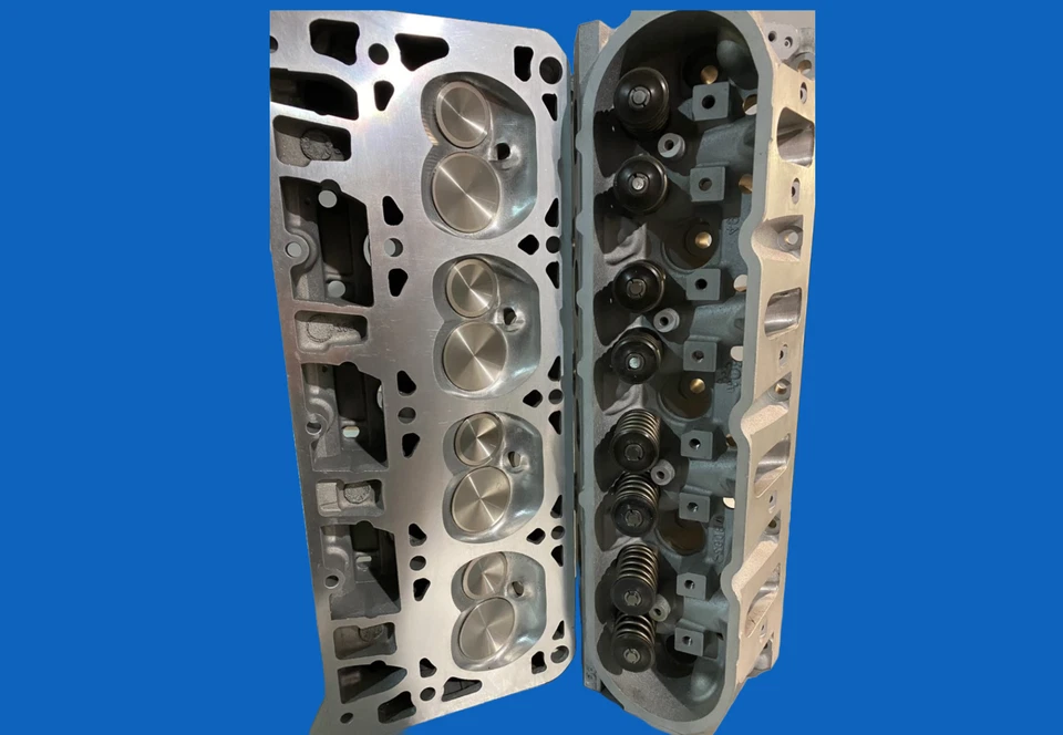 Par de culatas GM Chevy 4.8 5.3 OHV LS4 Silverado Tahoe fundidas # 706 y 862... Foto 1 de 1