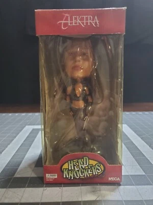 ELEKTRA Jennifer Garner MARVEL-NECA 8 INCH HEAD KNOCKERS - Image 1 of 4